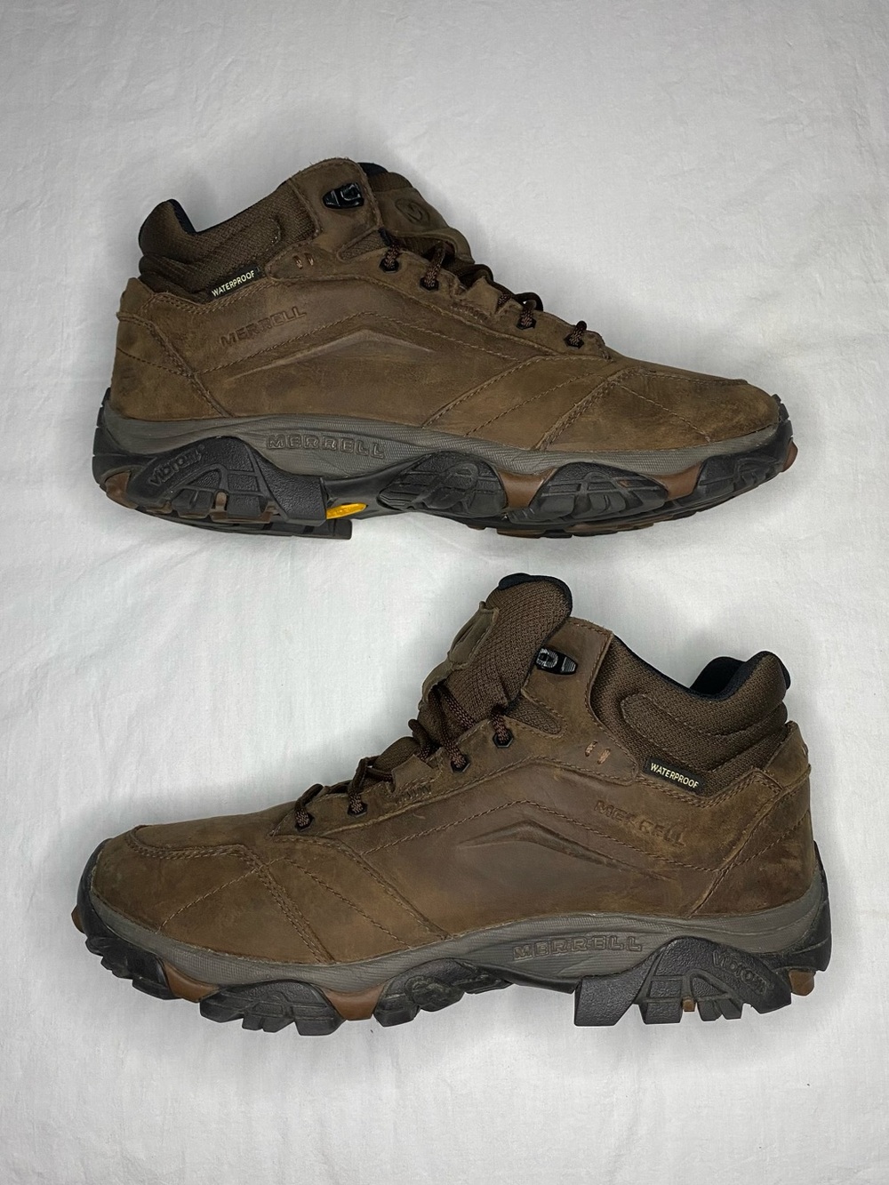 Merrell Men's Moab Adventure Mid Waterproof Hiking Boots Size 12